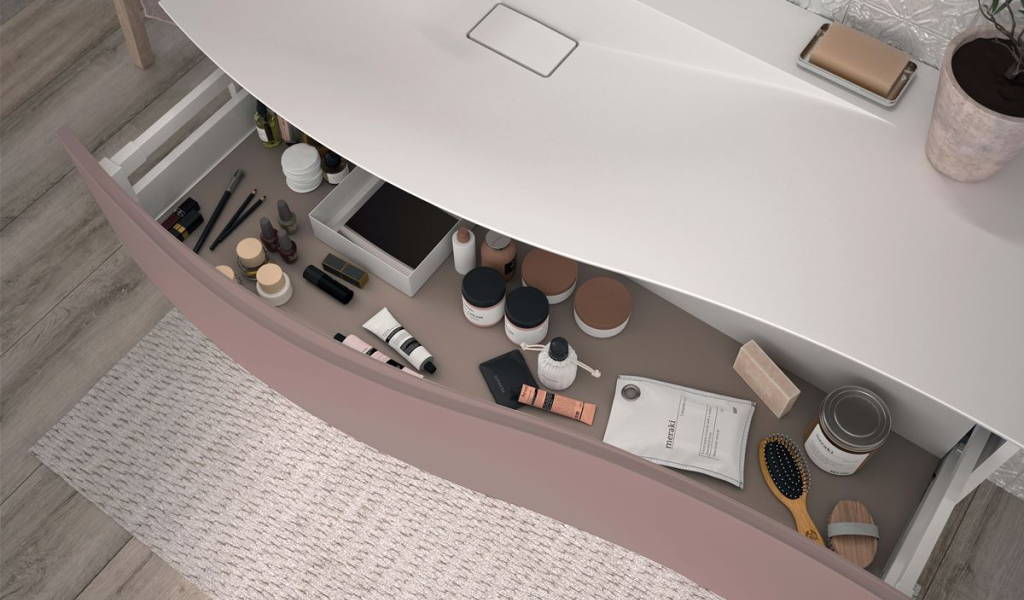 Curl Myrtille laqué satinée