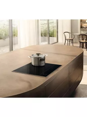 Table induction KM8665FR